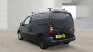 2017 Citroen Berlingo 1.6 Bluehdi 625 Enterprise L1 5dr in Black — image 5