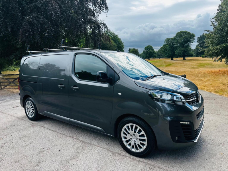 2023 Vauxhall Vivaro 1.5 Turbo D 2700 Pro L1 H1 Euro 6 (s/s) 6dr in Grey — image 1