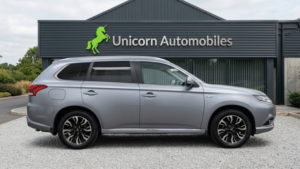 2016 Mitsubishi Outlander 2.0 H 12kwh Gx4hs in Grey — image 2