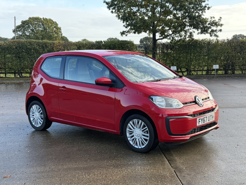 2017 Volkswagen Up! 1.0 Move Up! in Red — image 1
