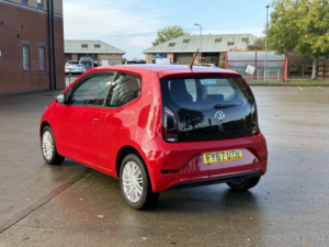 2017 Volkswagen Up! 1.0 Move Up! in Red — image 4