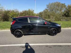 2016 Ford Fiesta 1.0 T Ecoboost Zetec S in Black — image 2