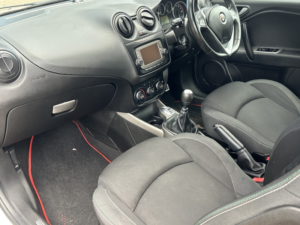2016 Alfa Romeo Mito 0.9 Mito 875cc Tb Twinair 105 Bhp Qv Line in White — image 3