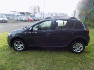 2018 Dacia Sandero Stepway 0.9 Tce Ambiance Euro 6 (s/s) 5dr in Grey — image 5