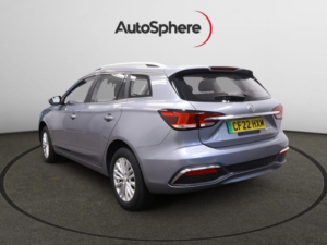 2022 MG Mg5 61.1kwh Exclusive Long Range Auto 5dr in Silver — image 3