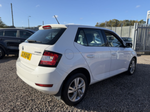 2019 Skoda Fabia 1.0 Se in White — image 2