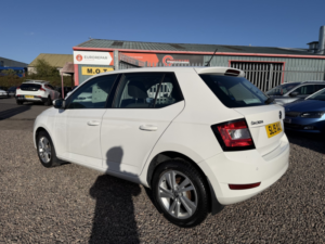 2019 Skoda Fabia 1.0 Se in White — image 4