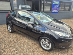 2010 Ford Fiesta 1.3 Style in Black — image 5