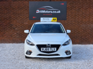 2015 Mazda Mazda3 2.2 Skyactiv-D Sport Nav in White — image 3
