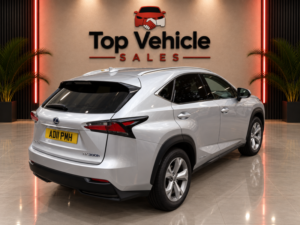 2014 Lexus Nx 2.5 300h Premier in Silver — image 4