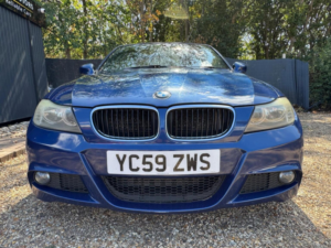 2009 BMW 3 Series 2.0 318d M Sport Steptronic Euro 5 4dr in Blue — image 3