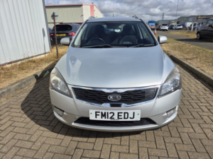 2012 Kia Ceed 1.6 Crdi 2 in Silver — image 4