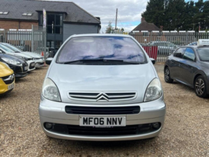 2006 Citroen Xsara Picasso 1.6 Hdi Exclusive 5dr in Silver — image 3