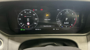 2019 Land Rover Range Rover Velar 2.0 D180 R-Dynamic Se Auto 4WD Euro 6 (s/s) 5dr in Blue — image 5
