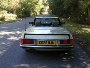 1985 Mercedes-Benz Sl Ref 8790 - Mercedes Benz R107 500 Sl 5.0 V8 Classic Rhd - Ulez - Uk Car in Green — image 5
