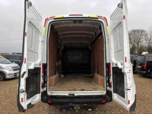 2022 Ford Transit 2.0 Transit Leader Van 350 L3h3 2.0l Ford Ecoblue 130ps Rwd 6 Speed Manual in White — image 6