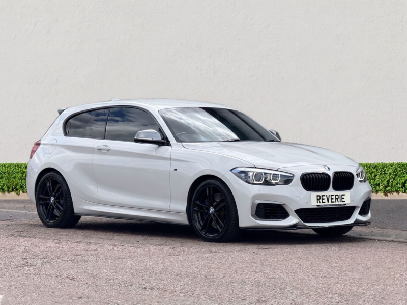 2019 BMW 1 Series 3.0 M140i Gpf Shadow Edition Hatchback 3dr Petrol Auto Euro 6 (s/s) (340 Ps) in White — image 1