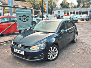 2014 Volkswagen Golf 2.0 Tdi Bluemotion Tech Gt Euro 5 (s/s) 5dr in Blue — image 3