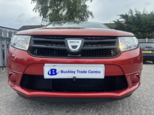 2015 Dacia Sandero 0.9 Tce Ambiance in Red — image 3