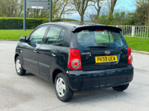2009 Kia Picanto 1.0 1 5dr in Black — image 5