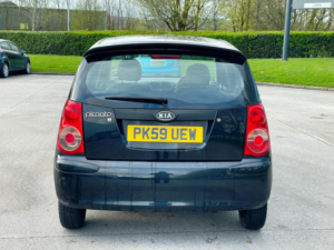 2009 Kia Picanto 1.0 1 5dr in Black — image 6
