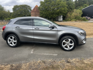 2018 Mercedes-Benz Gla 1.6 Gla200 Sport Automatic in Grey — image 4