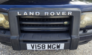1999 Land Rover Discovery 4.0 I V8 Gs in Blue — image 4