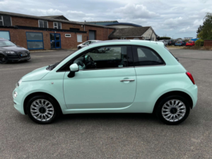 2018 Fiat 500 1.2 500 Lounge 3dr in Green — image 4