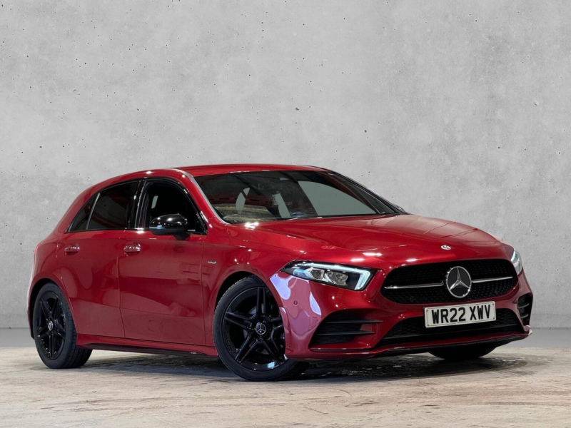 2022 Mercedes-Benz A Class 1.3 A200 Amg Line Edition (premium) 7g-Dct Euro 6 (s/s) 5dr in Red — image 1