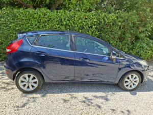 2011 Ford Fiesta 1.3 Zetec in Blue — image 6