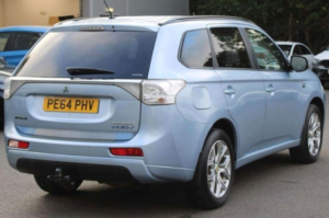 2014 Mitsubishi Outlander 2.0h 12kwh Gx3h CVT 4WD Euro 5 (s/s) 5dr in Blue — image 5