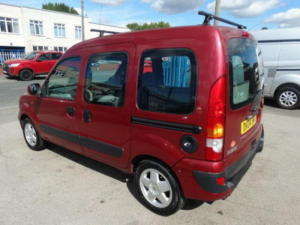 2004 Renault Kangoo 1.2 16v Expression 5dr in Red — image 6