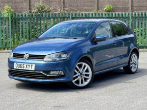 2015 Volkswagen Polo 1.4 Tdi Bluemotion Tech Sel in Blue — image 3