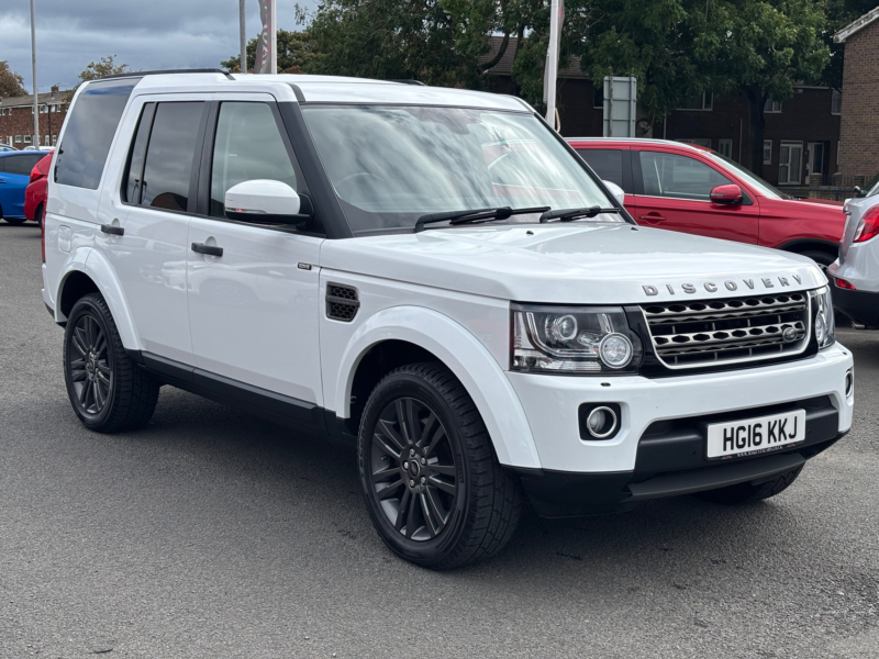2016 Land Rover Discovery 4 3.0 Sd V6 Graphite SUV 5dr Diesel Auto 4WD Euro 6 (s/s) (256 Bhp) in White — image 1