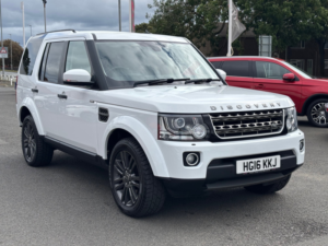 2016 Land Rover Discovery 4 3.0 Sd V6 Graphite SUV 5dr Diesel Auto 4WD Euro 6 (s/s) (256 Bhp) in White — image 5
