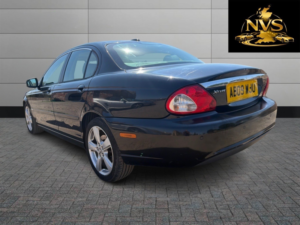 2009 Jaguar X-Type 2.2 D Dpf Se in Black — image 5