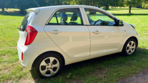 2012 Kia Picanto 1.0 1 Air Euro 5 5dr in White — image 6