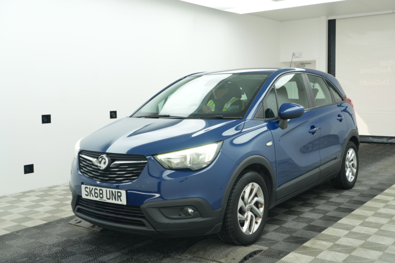 2019 Vauxhall Crossland X 1.2 Se SUV 5dr Petrol Manual Euro 6 (83 Ps) in Blue — image 1