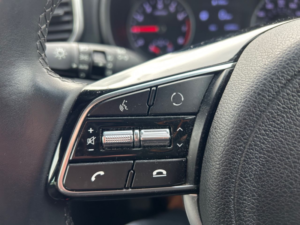 2019 Kia Sportage 1.6 Gdi 2 SUV 5dr Petrol Manual Euro 6 (s/s) (130 Bhp) in Red — image 3