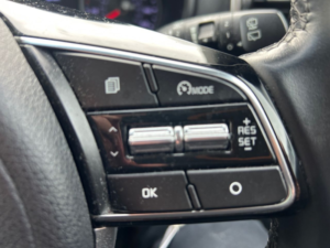 2019 Kia Sportage 1.6 Gdi 2 SUV 5dr Petrol Manual Euro 6 (s/s) (130 Bhp) in Red — image 6