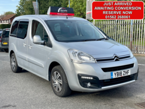 2018 Citroen Berlingo 1.2 Puretech Feel in Silver — image 2