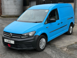 2016 Volkswagen Caddy Maxi 2.0 Tdi C20 Bluemotion Tech Startline Lwb Euro 6 (s/s) 6dr in Blue — image 5