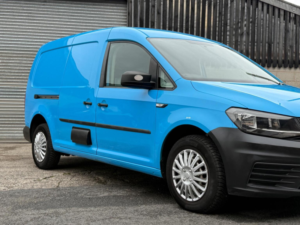 2016 Volkswagen Caddy Maxi 2.0 Tdi C20 Bluemotion Tech Startline Lwb Euro 6 (s/s) 6dr in Blue — image 6