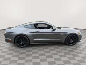 2017 Ford Mustang 5.0 V8 Gt Fastback 2dr Petrol Manual Euro 6 (416 Bhp) in Grey — image 6