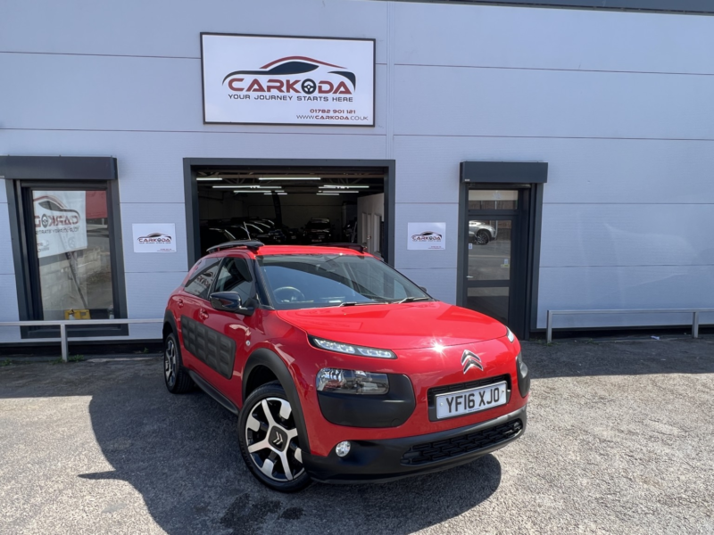 2016 Citroen C4 Cactus 1.2 Puretech Flair in Red — image 1