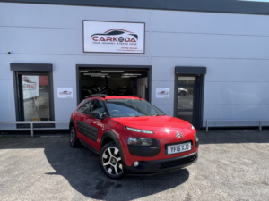 2016 Citroen C4 Cactus 1.2 Puretech Flair in Red — image 2
