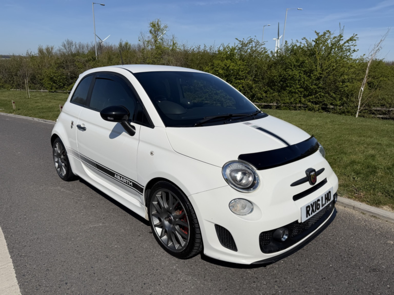 2016 Abarth 595 1.4 Abarth 595 1.4 Tjet 140 Hp in White — image 1