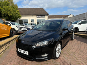 2017 Ford Focus 1.5 Tdci St-Line Euro 6 (s/s) 5dr in Black — image 4