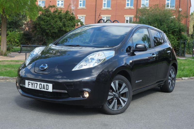 2017 Nissan Leaf 30kwh Tekna Auto 5dr in Black — image 1