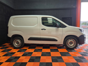 2024 Peugeot Partner 1.5 Bluehdi 1000 Professional Premium + Standard Panel Van 5dr Diesel Manual Swb Euro 6 (s/s) (100 Bhp) in White — image 3